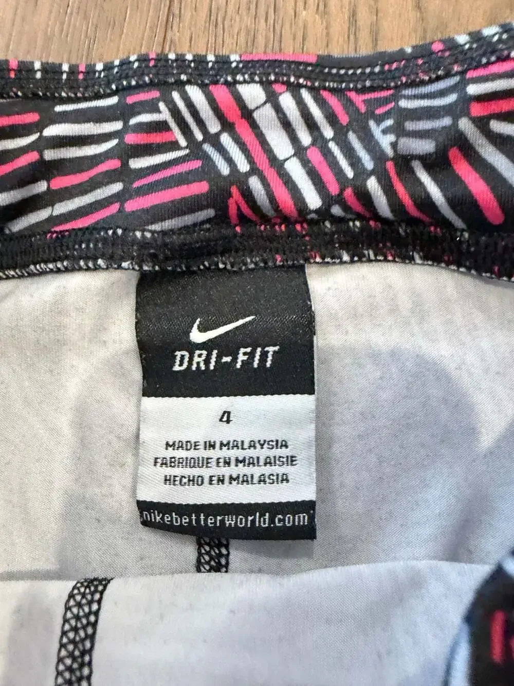 Nike Dri-FIT Patterned Athletic Capri Leggings